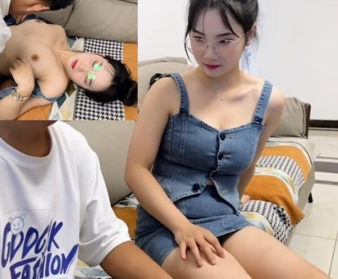 萝莉原创-好色女老师不穿内裤 巨乳班主任给高考学生的奖励-宝儿