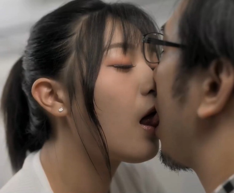 MD-0339 Love blossoms in the tutoring room, sweet and seductive deep kiss lessons